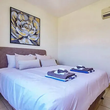 Gorgeous Home In Neo Chorio With Wifi * Neo Chorio