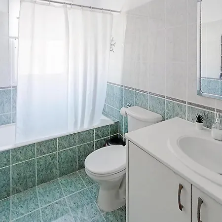 Gorgeous Home In Neo Chorio With Wifi Feriehus *